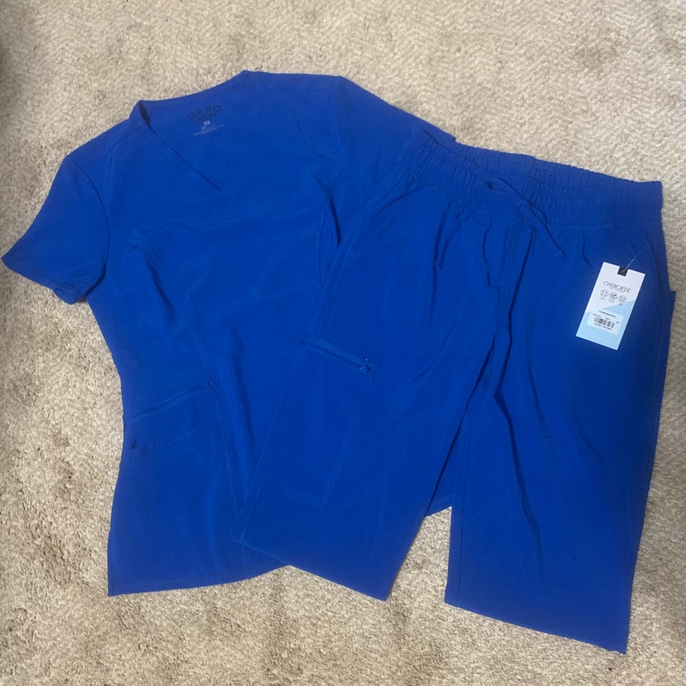 Royal Blue Cherokee allura scrub set